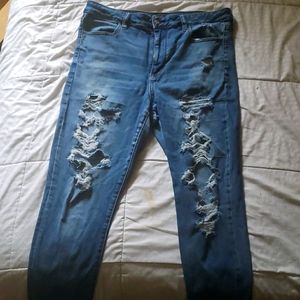 American eagle distressed jeans
